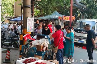 成功解锁！维斯塔潘生涯第一次拿到F1中国大奖赛冠军